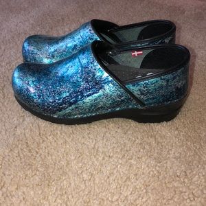 Sanita clogs
